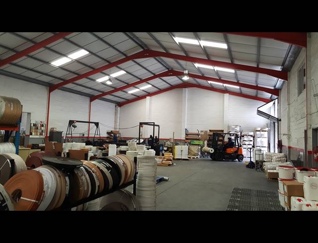 1,500M² FACTORY TO LET IN KILLARNEY GARDENS